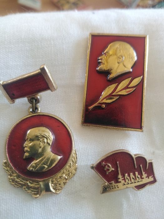 Продам Значки СССР