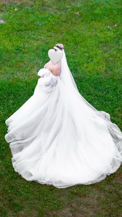 Vand rochie de mireasa Aryanna Karen