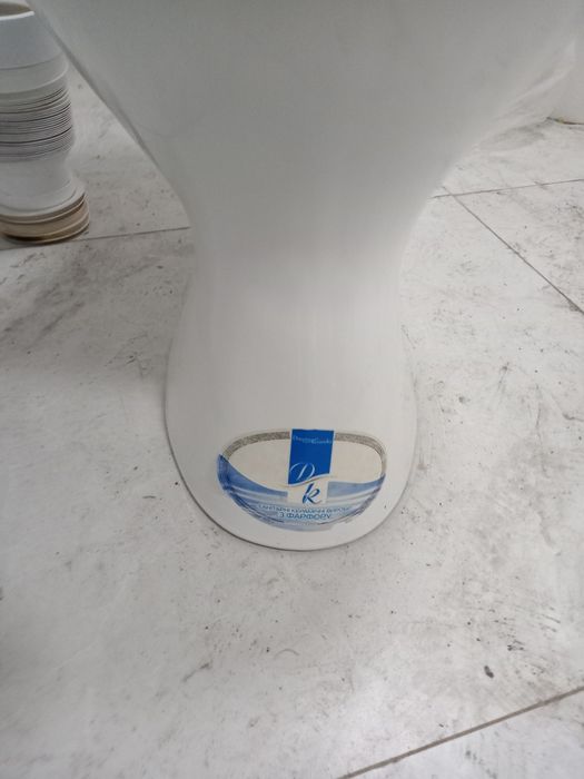 Продам унитаз в отличном состоянии