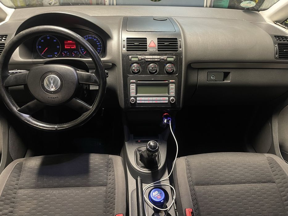 !!Volkswagen Touran de vanzare!!