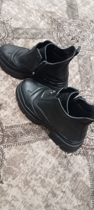 Високи кожени боти дамски за сезона 37 номер кожа
