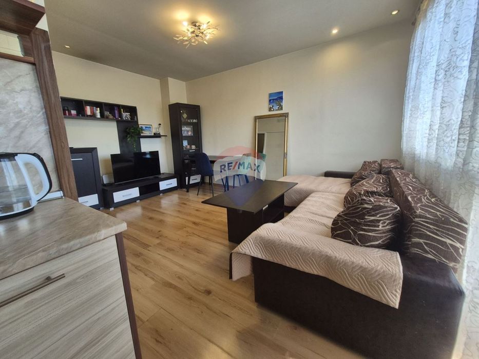 Продава се Тристаен апартамент в Варна, Левски - 66 кв.м за 2304 €/кв.м - Снимка #6