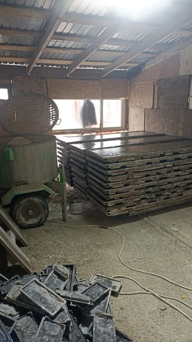 Gard de beton prefabricat