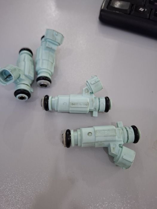 Продам топливные форсунки