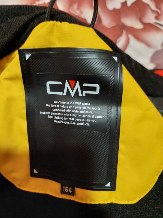 CMP - Заимно яке за ски или сноуборд  за момиче 12-14г.