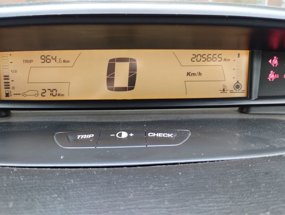 Ситроен C4 …………….