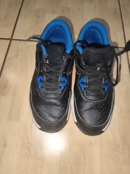 Adidași Artengo Nr 36