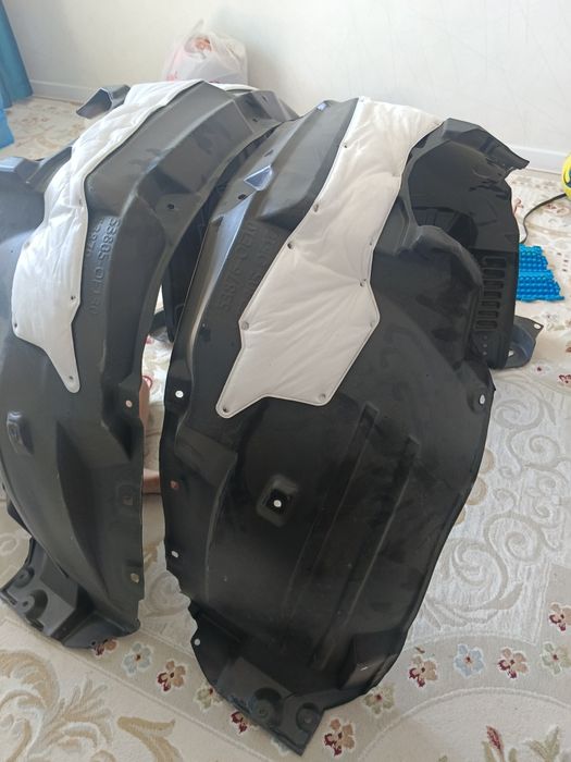 Подкрылок передний Toyota Highlander 2013 / 2018