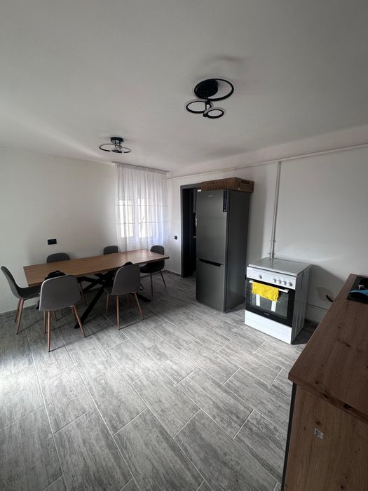Apartament de inchiriat cu 3 camere