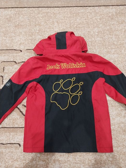 Детско яке Jack wolfskin