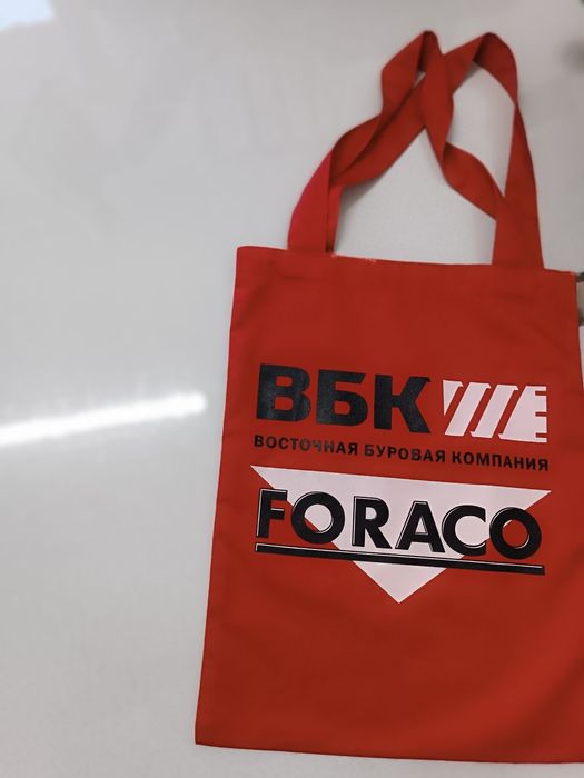 Шоперы сумки с дизайном