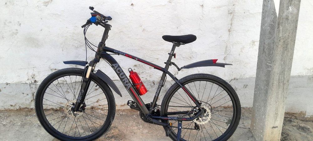 Acura velosiped  original   rama  17 yoki 18  razmer 27.5 koleso