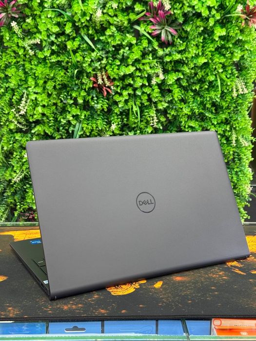 Продается ноутбук ( свой ], DELL в черном цвете, новая !!!