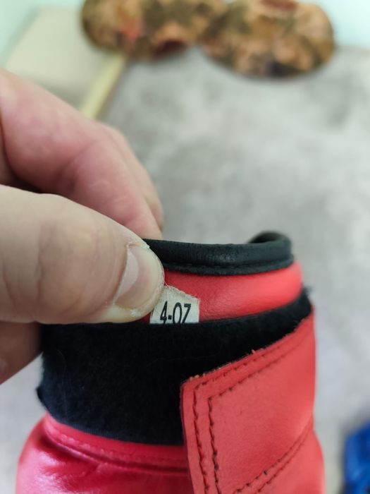 Перчатки для бокса