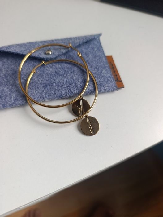 Дамски обици Flika