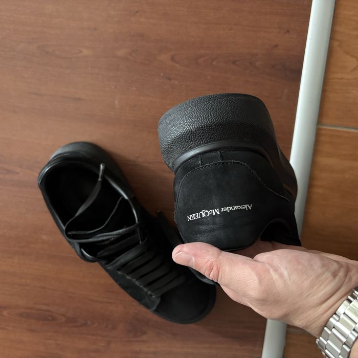 Alexander Mcqueen Triple Black