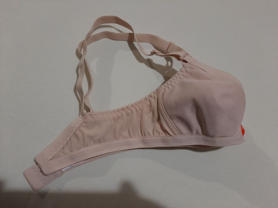 Нови сутиени Triumph, Lindex , C , Ann , H&M