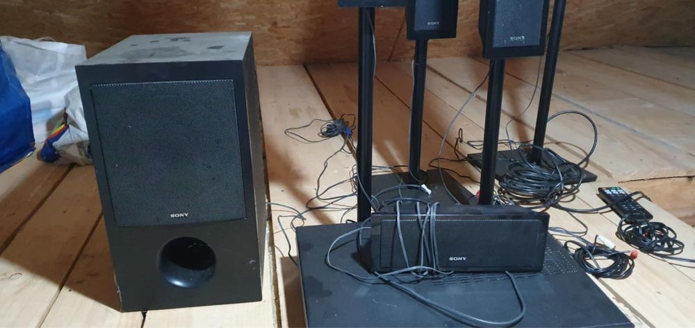 Sistem Sony 1.5 Tz715 foarte puternic