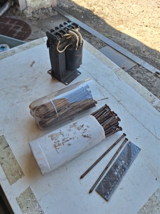 Продам  гвозди разные