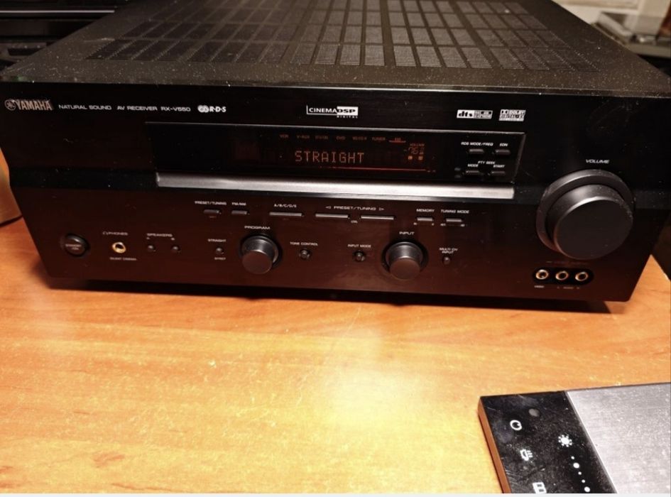 Amplificator Yamaha RX V550