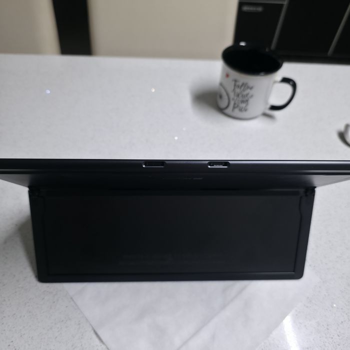 Microsoft surface 8 pro model 1983 pentru piese