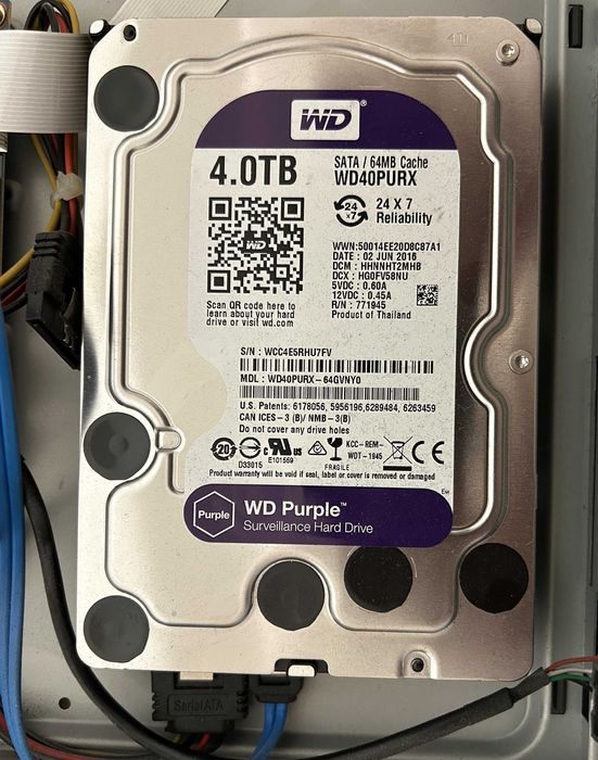 NVR-CP Plus CP-UNR-416T2 16 Ch с HDD 4TB