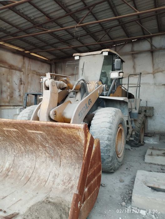 Фронтальный погрузчик SDLG LG956L (Lingong)