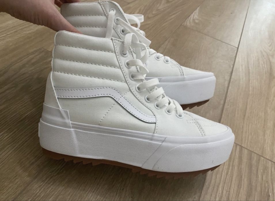 Vans talpa inalta