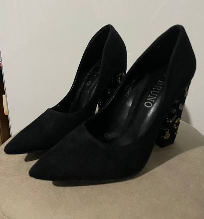 Xitoy tufli sotiladi