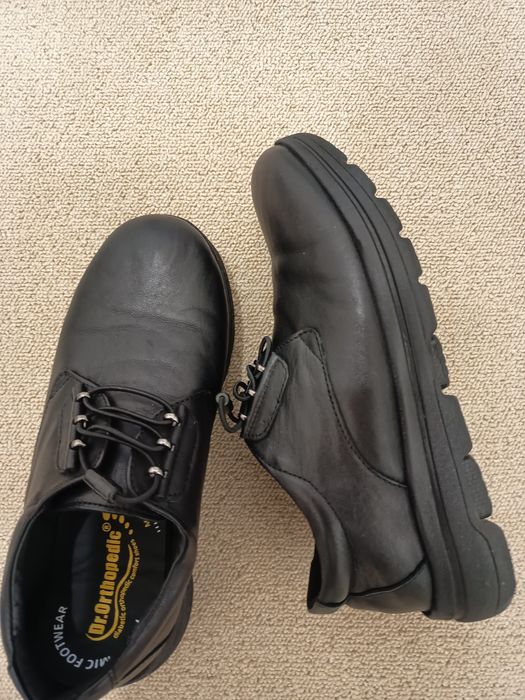 Нови  обувки дамски