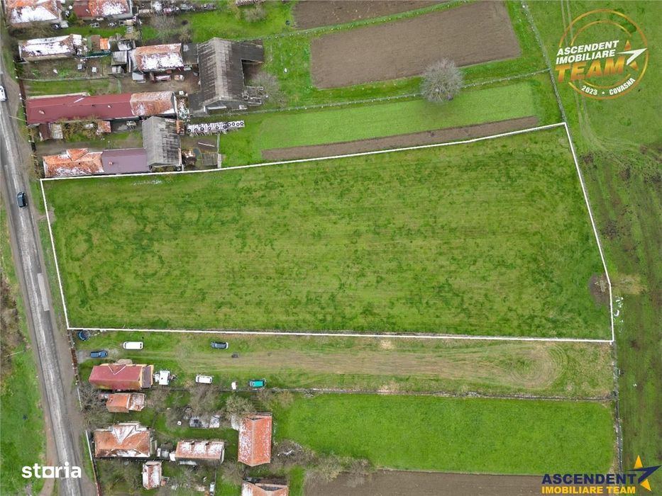 FILM!Potential rezidential investitional: 8.000 mp intravilan construi