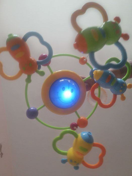 Музикална въртележка Мони