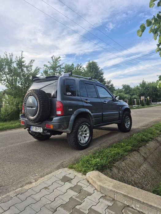 Vand grand vitara 2004 benzina 2,0 face lift