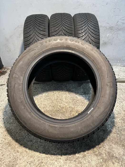 Гуми 215/60/17 FIRESTONE Winterhawk