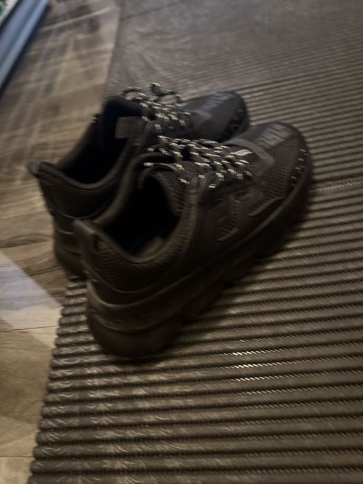 vand versace chain reaction