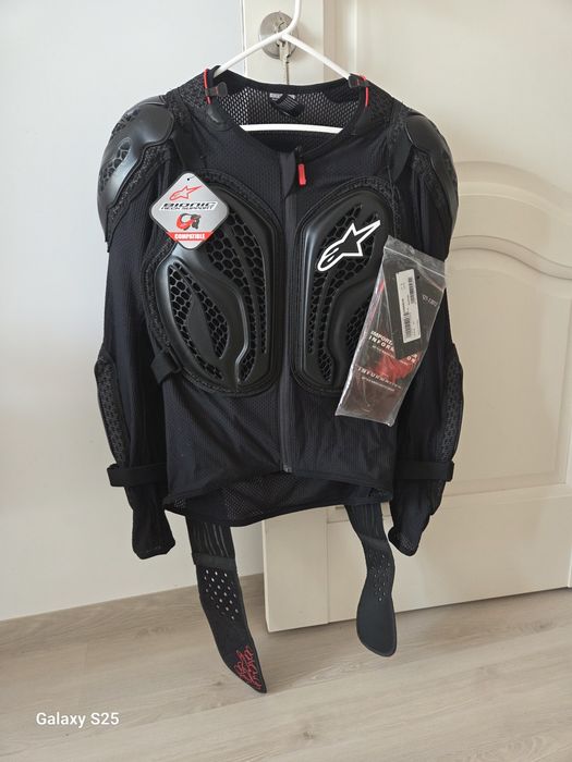 Armura Alpinestars Bionic noua