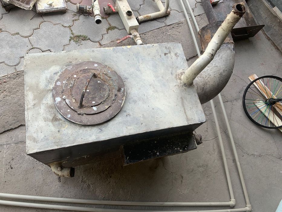 Продам печку на твердом топливе мм