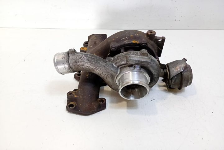 Turbina turbosuflanta 1.9 D 55196858 Opel Vectra C