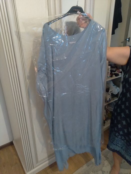 Продам платья состояние новое