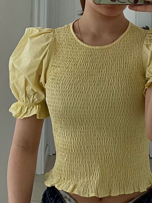 Bluza cu mâneci bufante