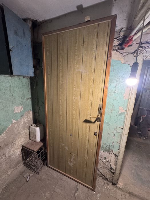 Дверь металлическая