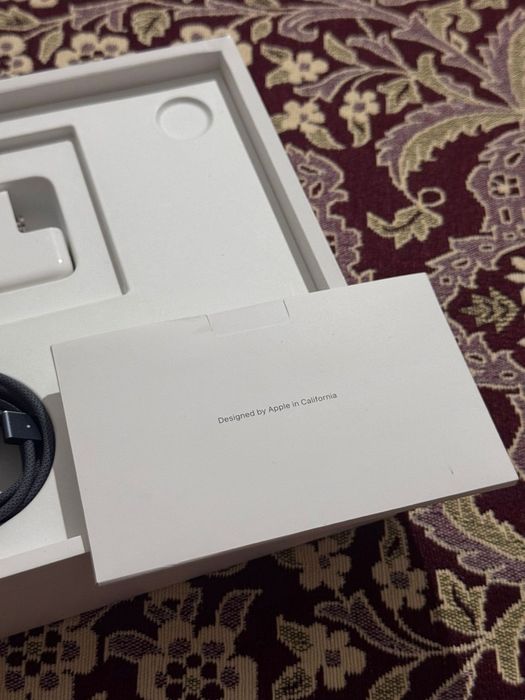 Macbook air13 m3 2024