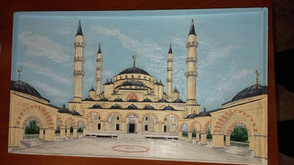 Картина из дерева резная