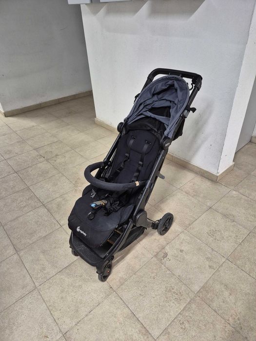Ergobaby Metro+ бебешка количка