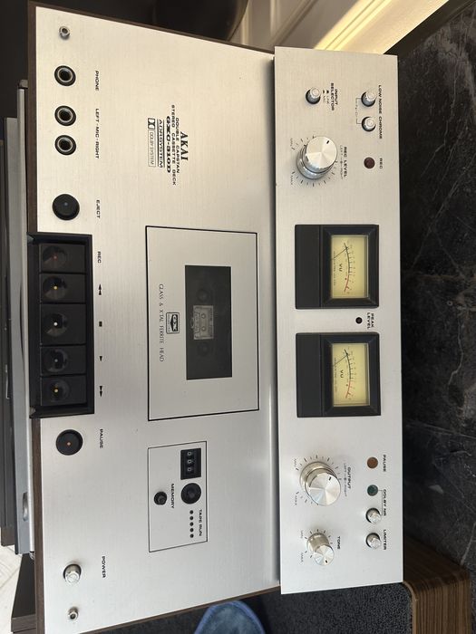 Техника Akai, Grundig, Technics, Hitachi , Sony, JVC, Aiwa, Philips