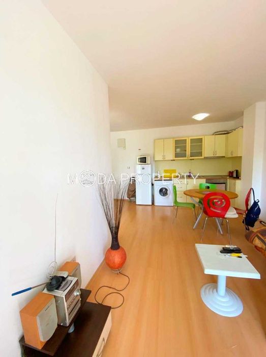 Продава се Двустаен апартамент в к.к. Слънчев бряг - 61 кв.м за 889 €/кв.м - Снимка #1