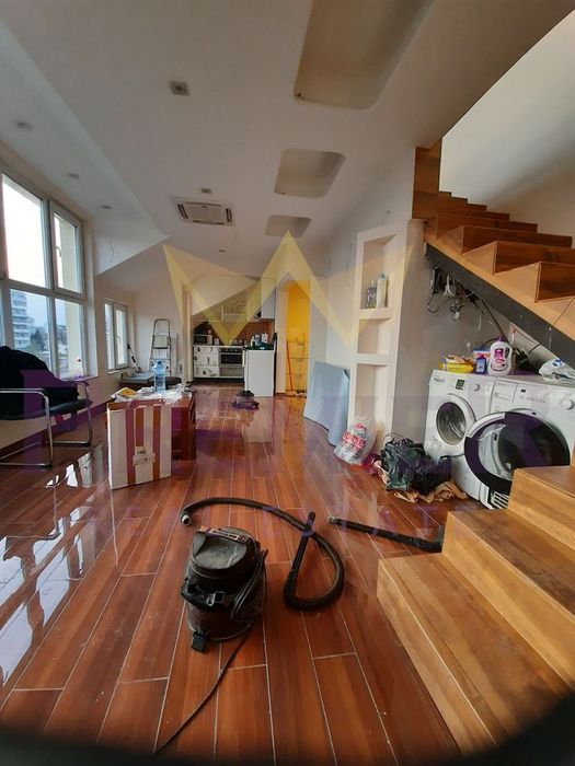 Продава се Тристаен апартамент в Варна, Бизнес хотел - 105 кв.м за 2016 €/кв.м - Снимка #5