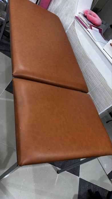 Срочно продается кушетка в отл сост