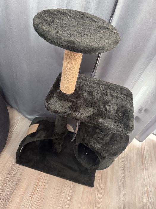 Ansamblu de joacă pentru pisici cu căsuță și sisal – nou – 95 cm