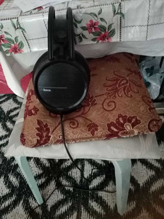 продам наушники hoco и sony